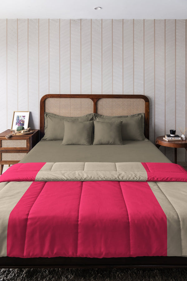 EasySnug Microfiber Double Reversible Stripe Comforter