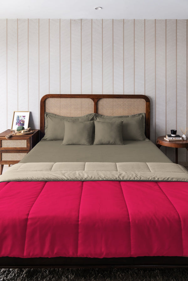 EasySnug Microfiber Solid reversible Comforter
